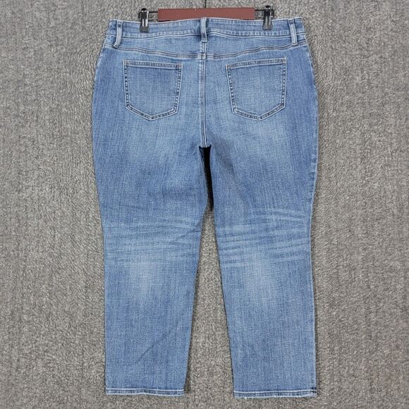 Chicos Jeans 2.5P Womens 14P Blue So Slimming Girlfriend Slim Leg Crop Stretch - Picture 8 of 12